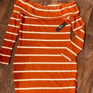 Lulus off the shoulder sweater dress 👗 🌺